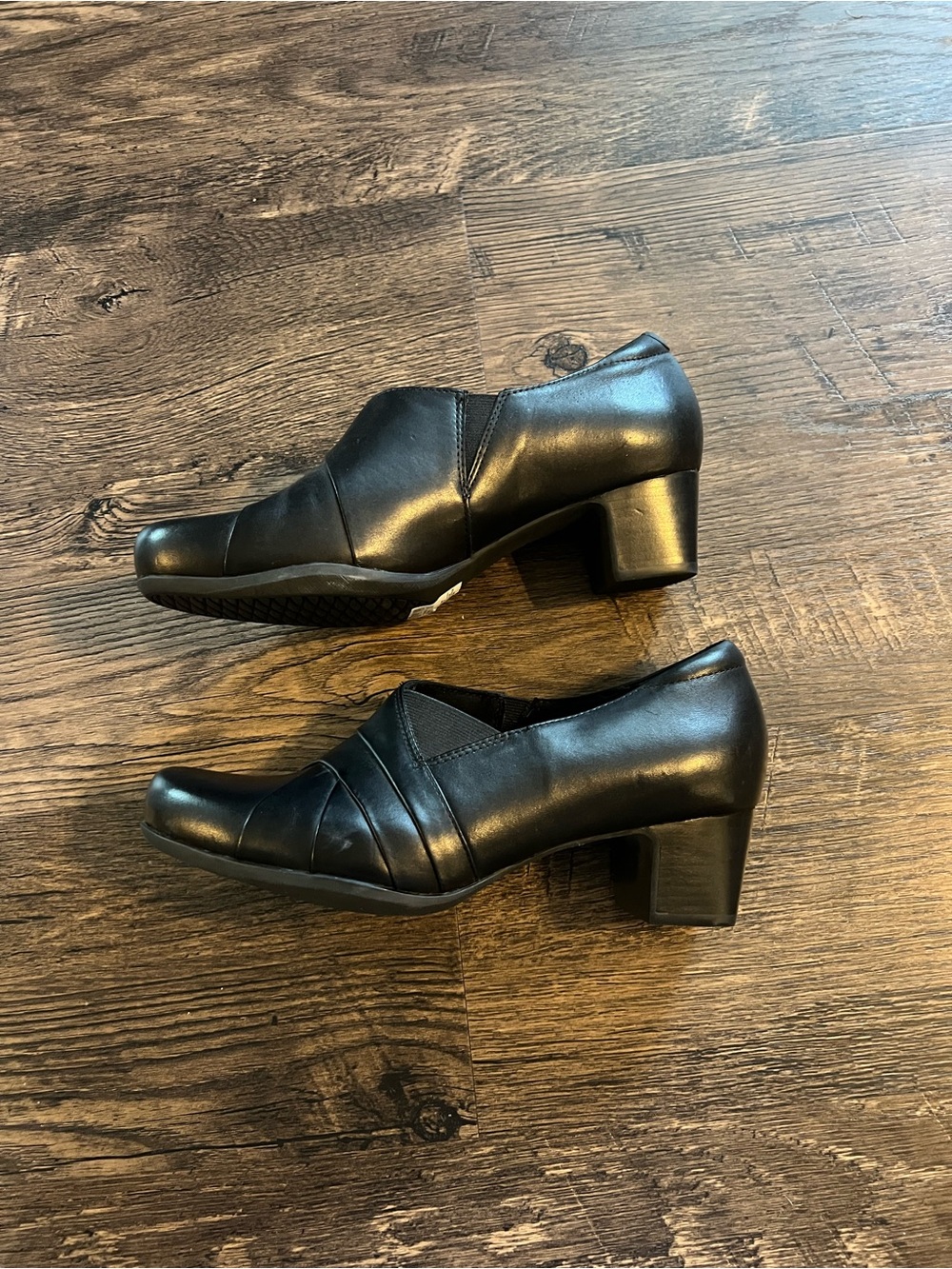 Clark’s Women’s Black Low Block Heel Slip-On Dress Shoes mules 9w clogs